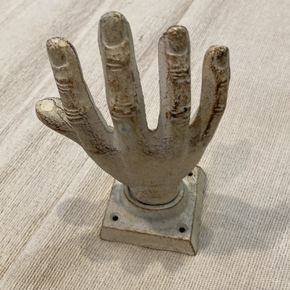 Vintage cast-iron hand and hanger - Picture 3 of 8